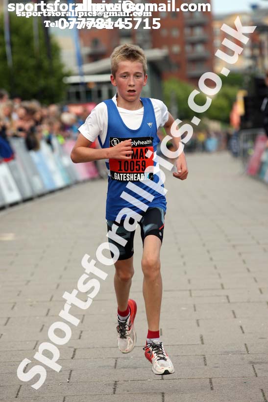 Simplyhealth Junior, 5k and Mini Great North Run. Photo: David T. Hewitson/Sports for All Pics